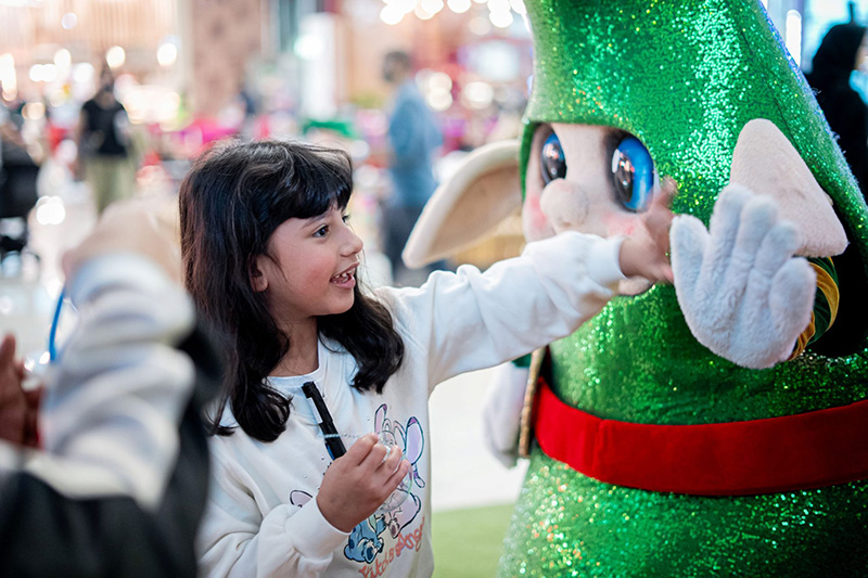 تجارب رقمية وعائلية في مطار دبي الدولي بموسم الأعياد 2025